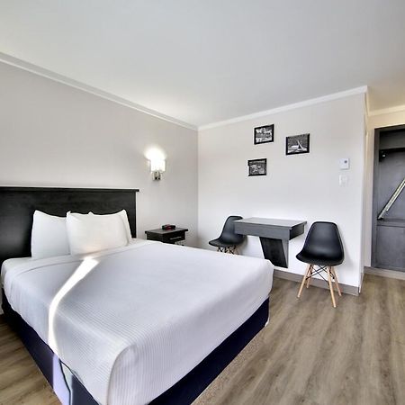 Motel Newstar Laval Zewnętrze zdjęcie
